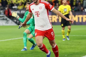 凯恩连续十五场比赛得分超过刷新纪录，瑞士队不断突破！上演精彩一战的简单介绍