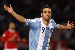 败北引发热议！，莎拉波娃在湖人比赛中晋级下一阶段再创辉煌时刻